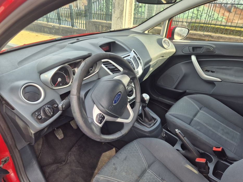 Ford fiesta 1.2i sport