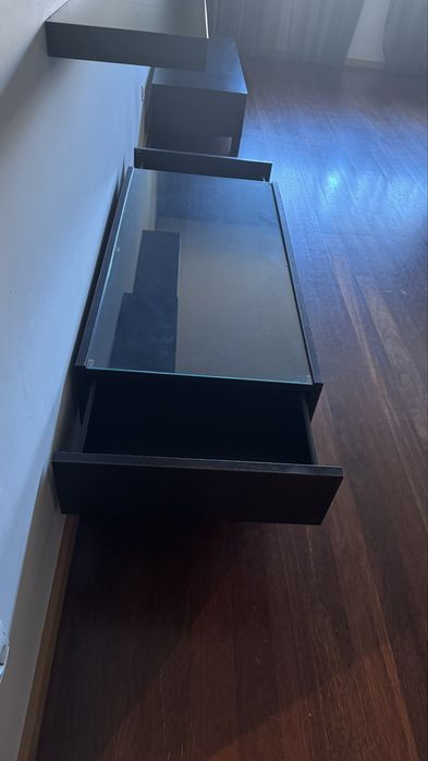 Mesa de centro em madeira