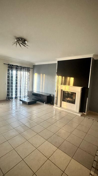Apartamento T3 em Ansião com garagem (despesas incluidas) - disponível início Novembro