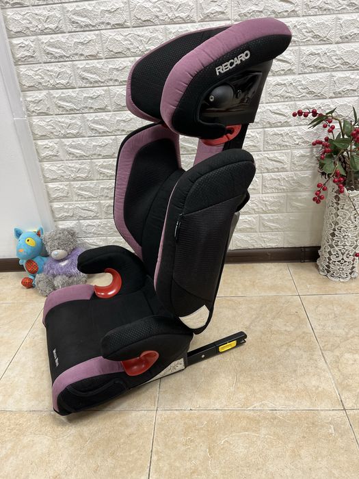 Автокрісло Recaro Monza Nova 2 Seatfix Група 2/3 (15-36кг)