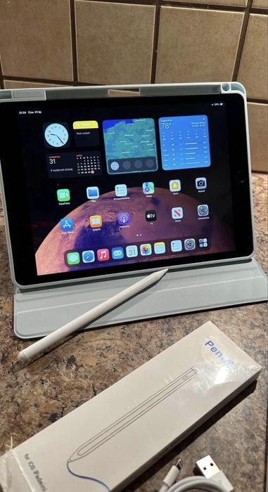 Tablet iPad Apple Retina 10” + NOWY RYSIK 2 gen - PROCREATE