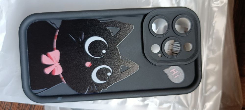 Продам Чехлы на телефон  iPhone15 pro