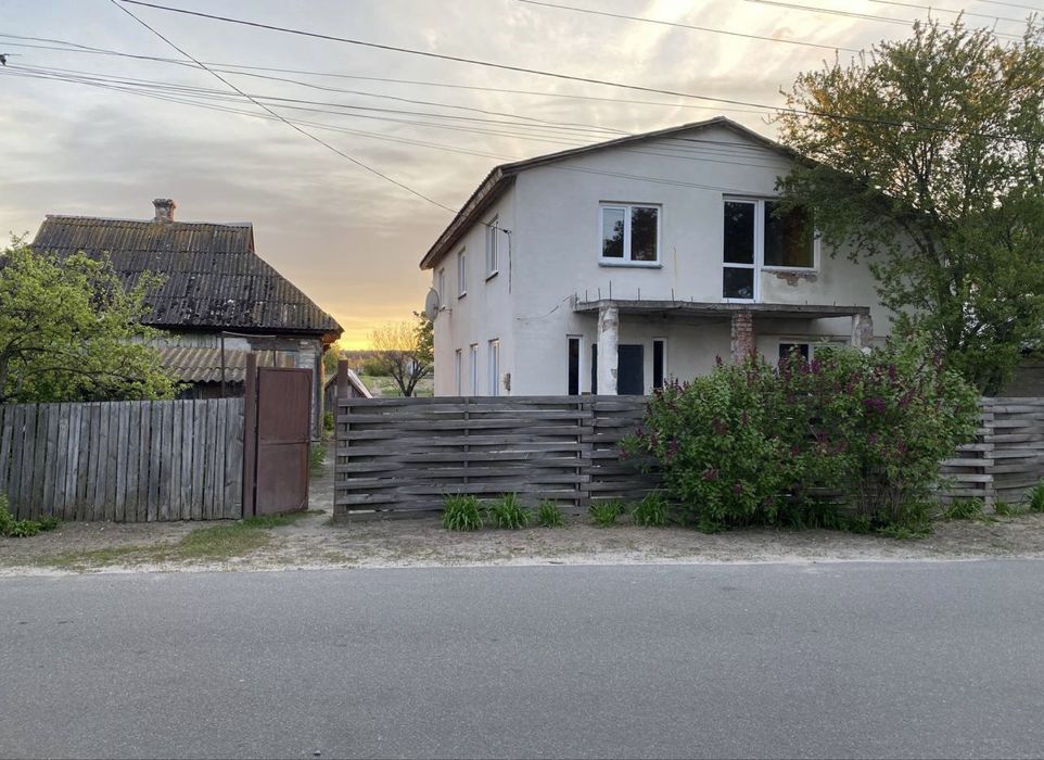 Продам большой участок первая линия моря Лютеж