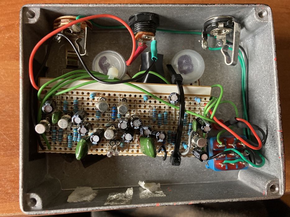 Rockcase RC 10860 chest, Univox Superfuzz