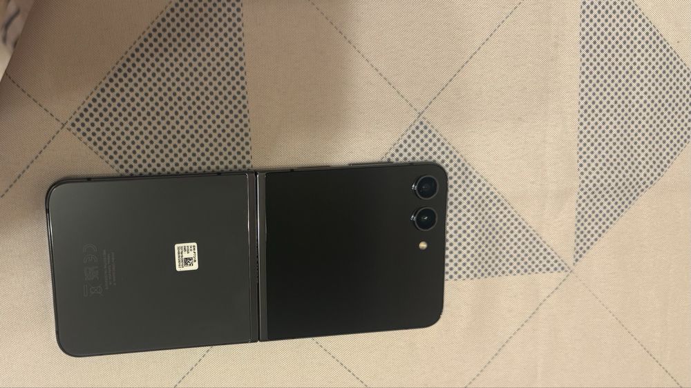 Samsung Galaxy Flip 5 512GB