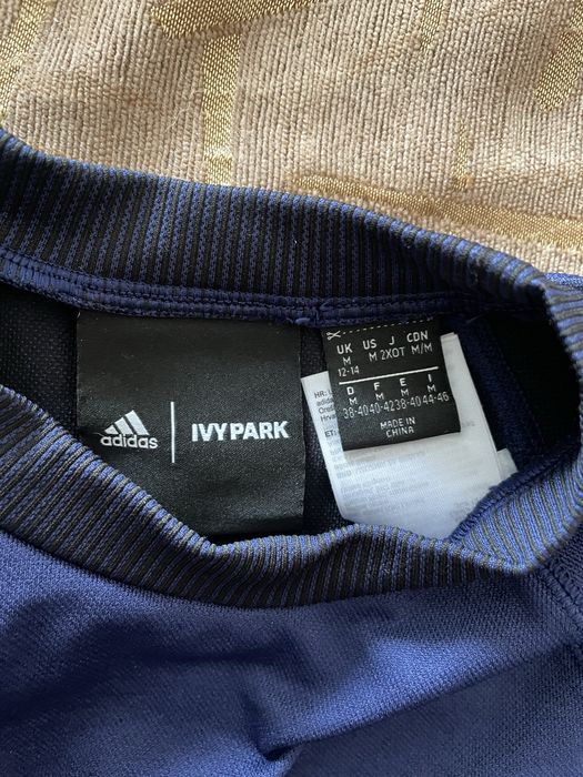 Спортивний топ. Топ adidas x ivy park. Рашгард. Топ для тренировок