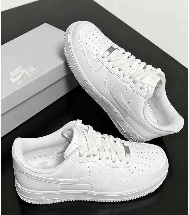 Nike Air Force 1 Low '07 White R.43