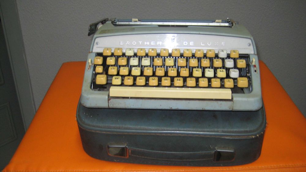 Maquina  manual de escrever para colecionadores, , a funcionar a 100%