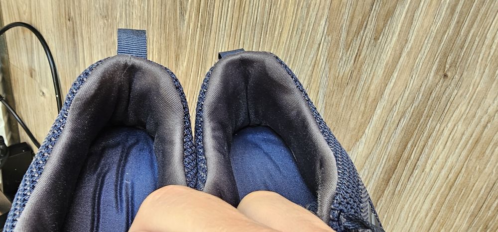 Skechers męskie buty sportowe rozmiar 42 wkładka 26,5cm używane