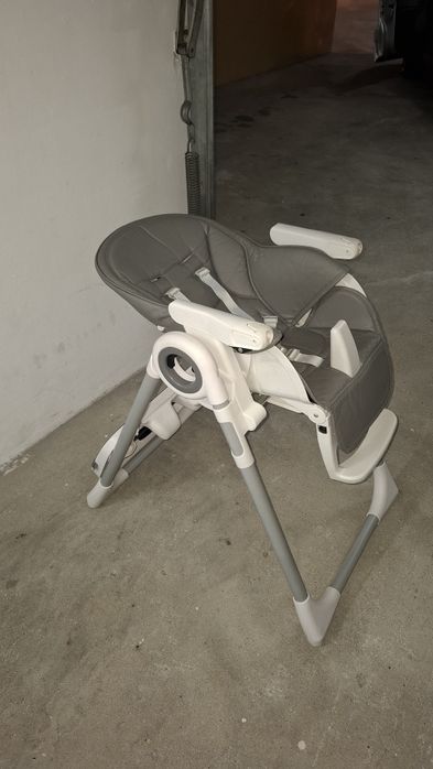 Cadeira de refeição