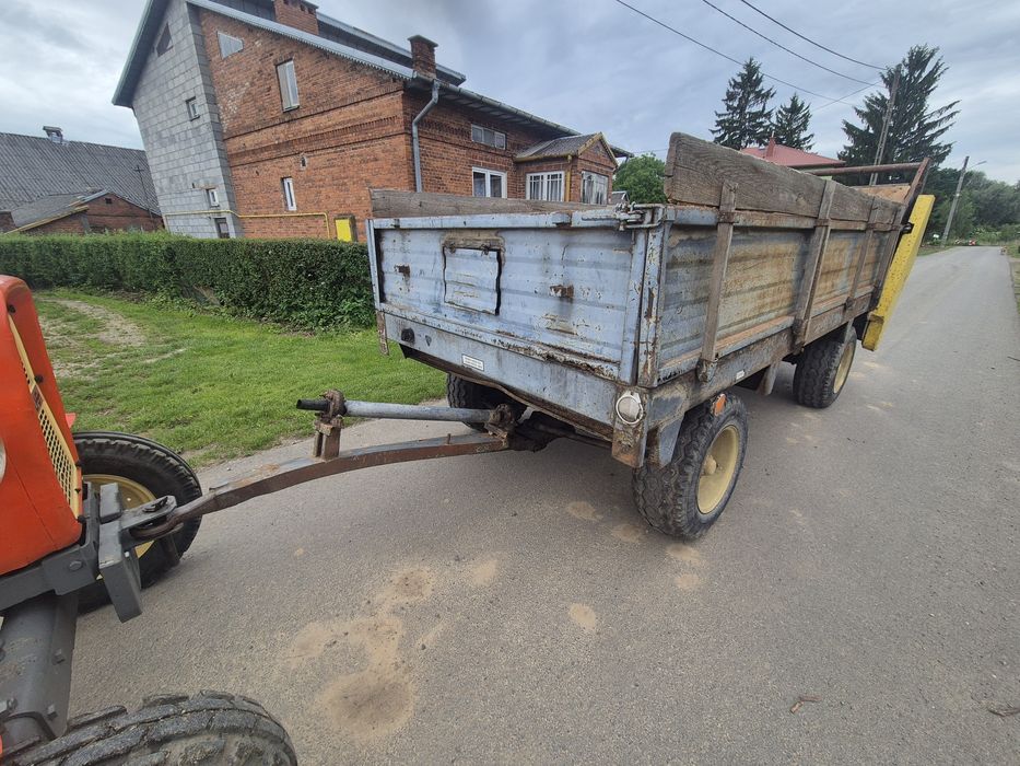 Rozrzutnik obornika dwuosiowy czarna białostocka 4T