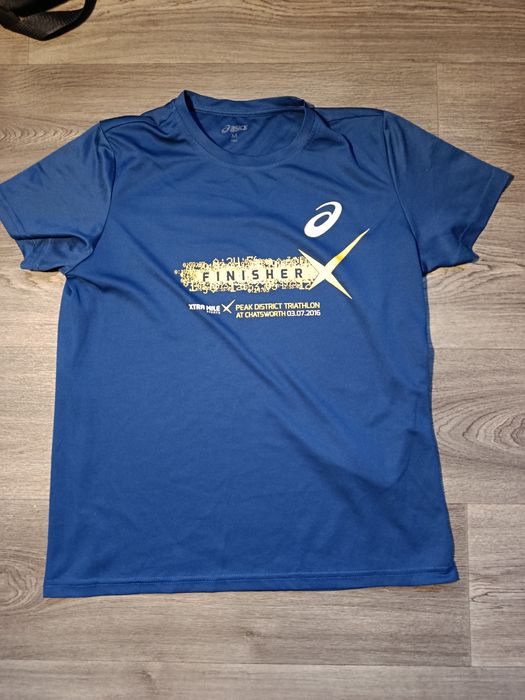 футболка asics спортивна