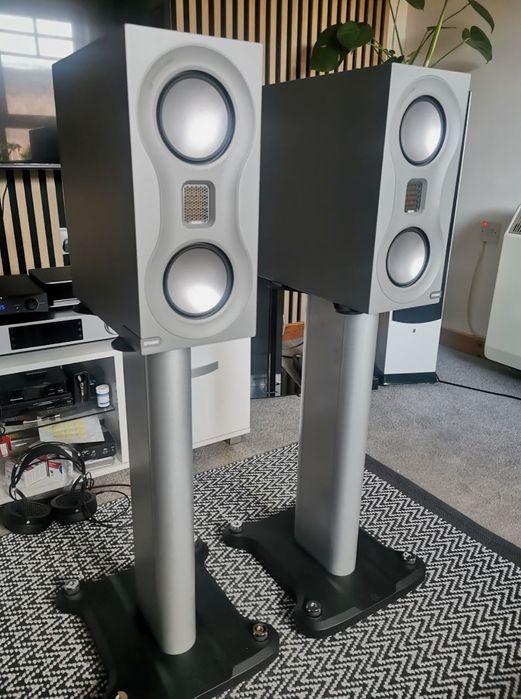Monitor Audio STUDIO акустика з стійками Monitor Audio SG