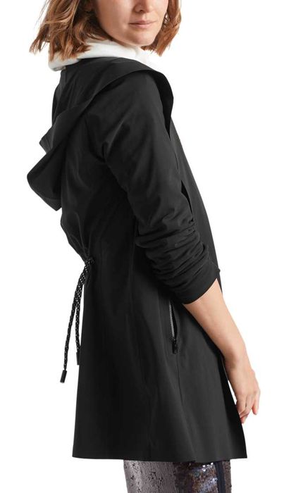 Жіноча куртка з бістрейчу з капюшоном Marc Cain