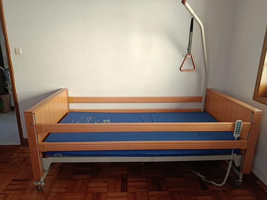 Cama articulada como nova