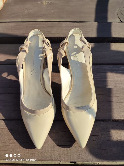 Шкіряні туфлі-босоніжки