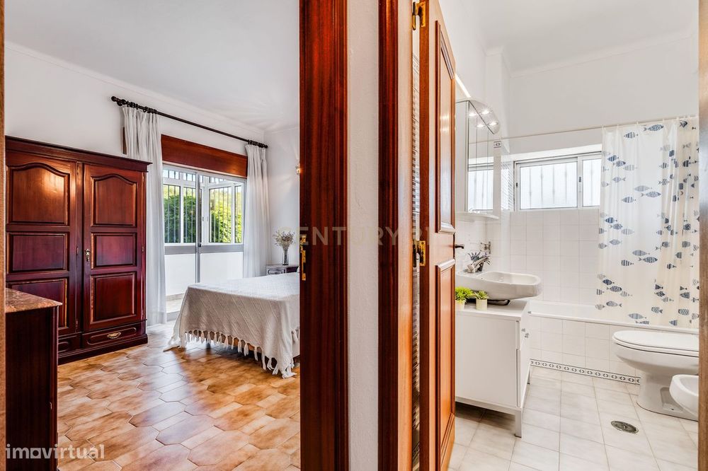 T1 em Montechoro, Albufeira, com 2 varandas fechadas – 70 m²