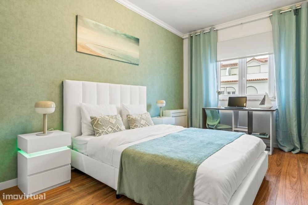 Quarto - localizado em Oeiras Lisbon