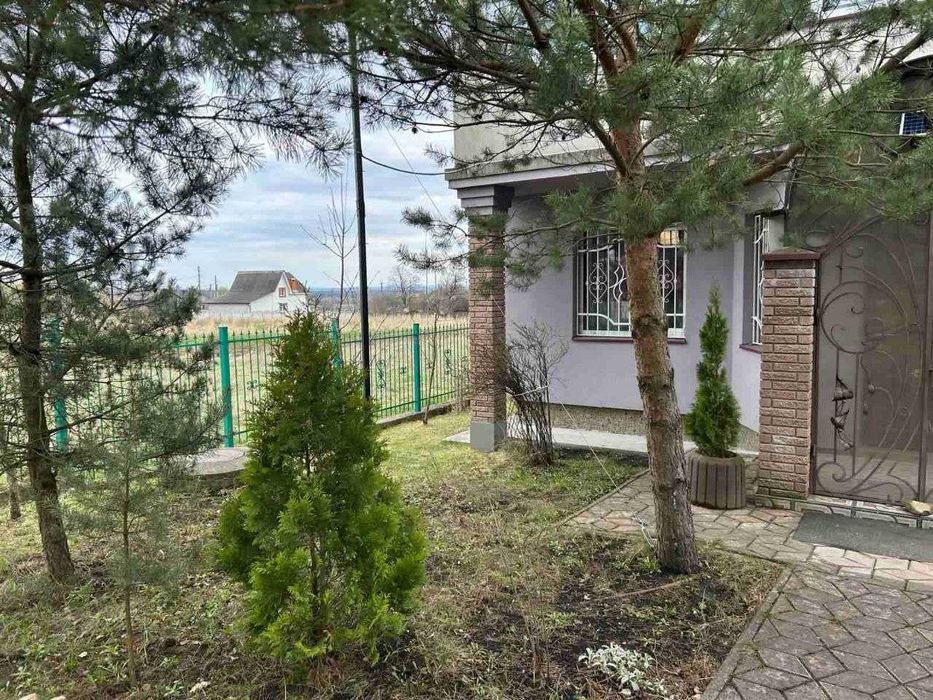 Продається просторий будинок у селі Нивочин по вулиці Шевченка