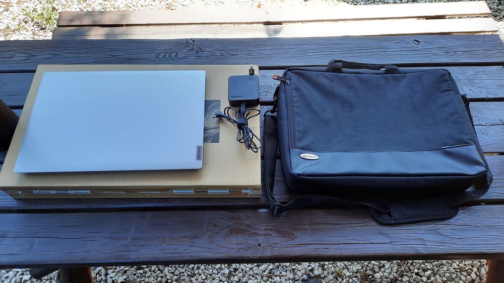 Laptop IdeaPad3 17ADA05