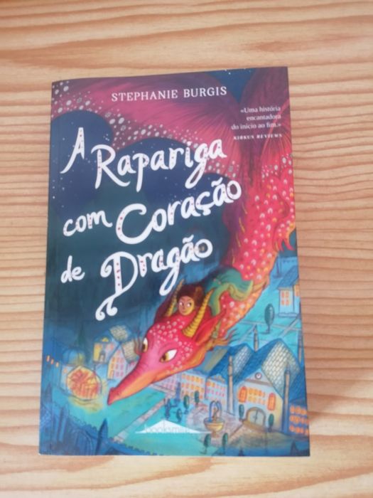 Livro "a rapariga com coração de dragão