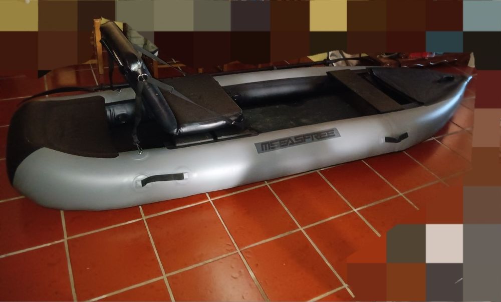 Kayak insuflável para pesca Savage Gear Highrider Kayak