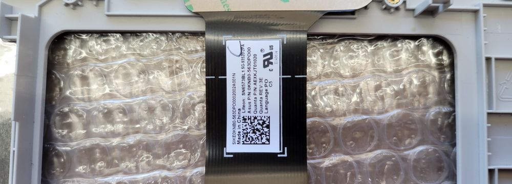 ASUS VIVOBOOK X512FA CHASSIS + KEYBOARD WITH PALM REST (PORTUGUESE KEYBOARD)64585346755202123