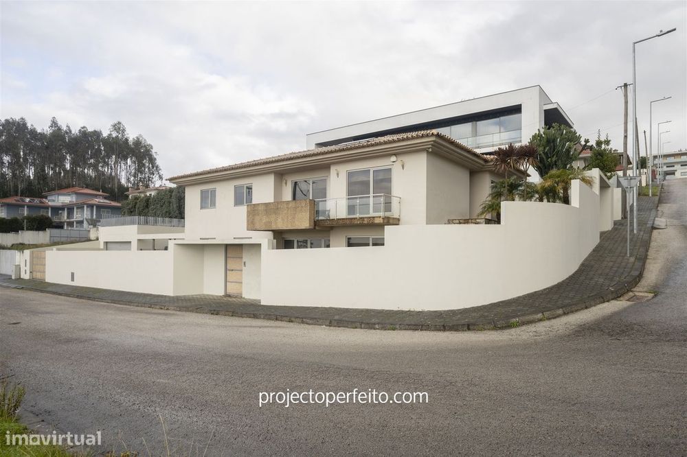 Moradia Isolada T3+3 Venda em Escapães,Santa Maria da Feira