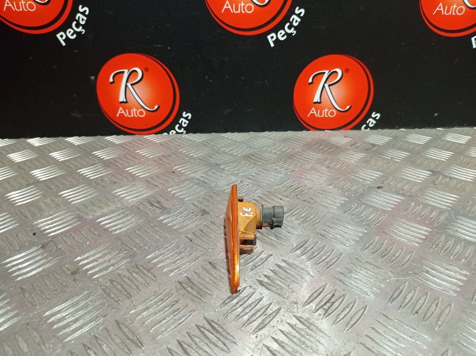 Piscas Guarda Lamas F.E Alfa Romeo 156 (932_)