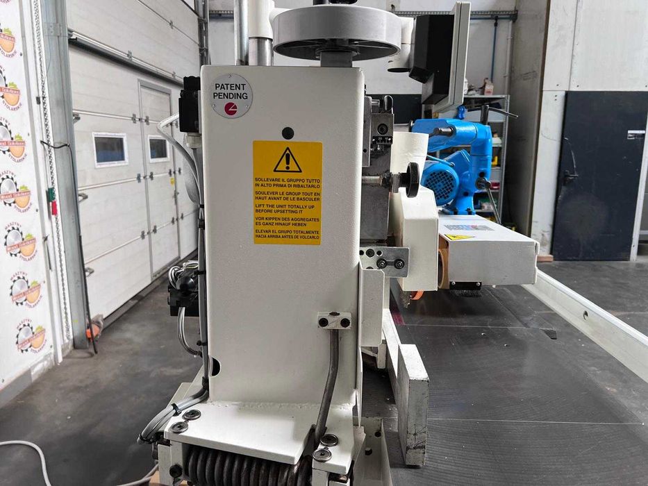Frezarka dolnowrzecionowa SCM T130E