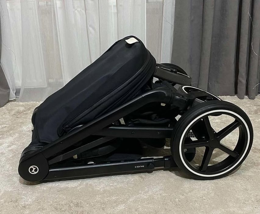 Дитяча коляска Cybex Balios S Lux 2 в 1