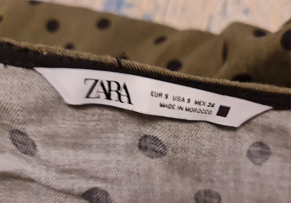 Zara sukienka khaki w groszki, boho. Wiskoza