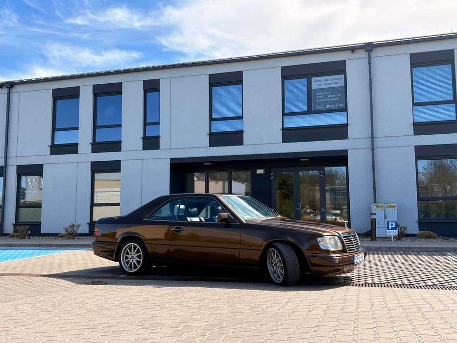Mercedes-Benz W124