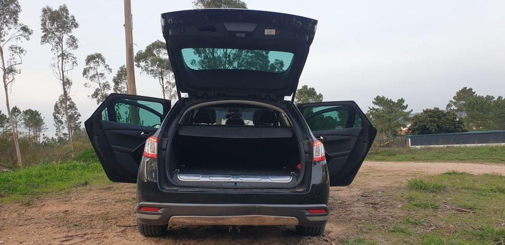 Peugeot 508 rxh hybrid 156000kms