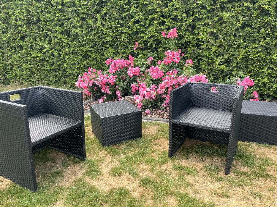 Meble ogrodowe stol z krzeslami techno rattan