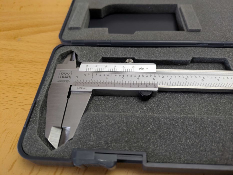 Paquímetro analógico suíço Tesa 150mm