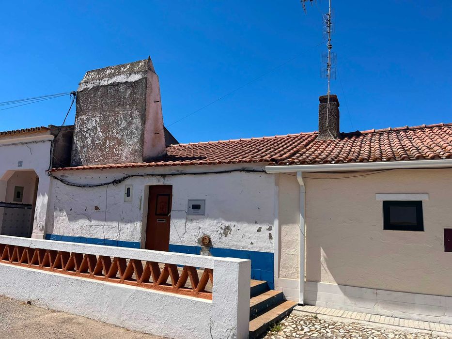 Moradia T1 à venda em Alandroal (Nossa Senhora da Conceição), São Brás dos Matos (Mina do Bugalho) e Juromenha (Nossa Senhora do Loreto), Alandroal — foto 2