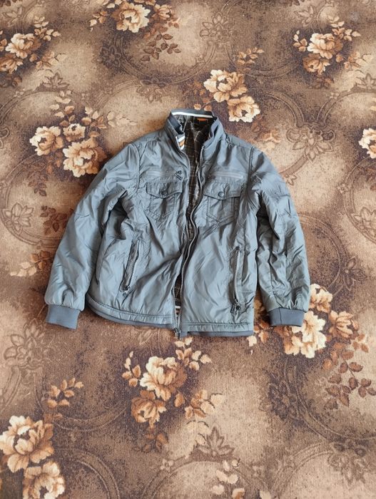 Летня куртка 300 грн