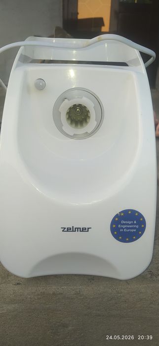 Продам мясорубку Zelmer 2.2 кВт