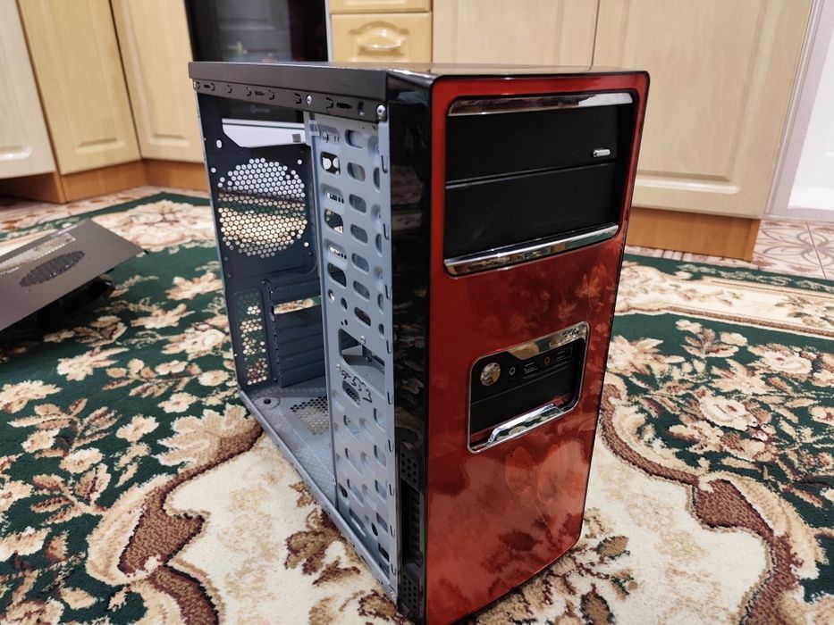 Комплект для пк з корпусом