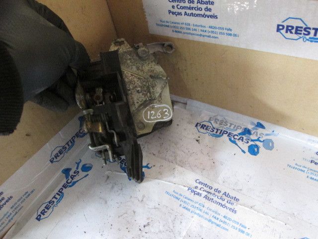 Fechadura / fecho porta trás direito BMW 5 (E39)