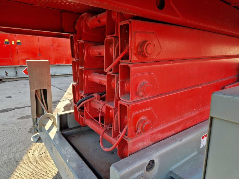 Ножничний підйомник Haulotte H15SXL, пеканіска