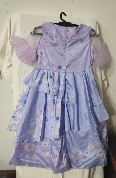 Vestido fantasia encanto Isabela - Isabella 6-7 anos.
Ideal para usar