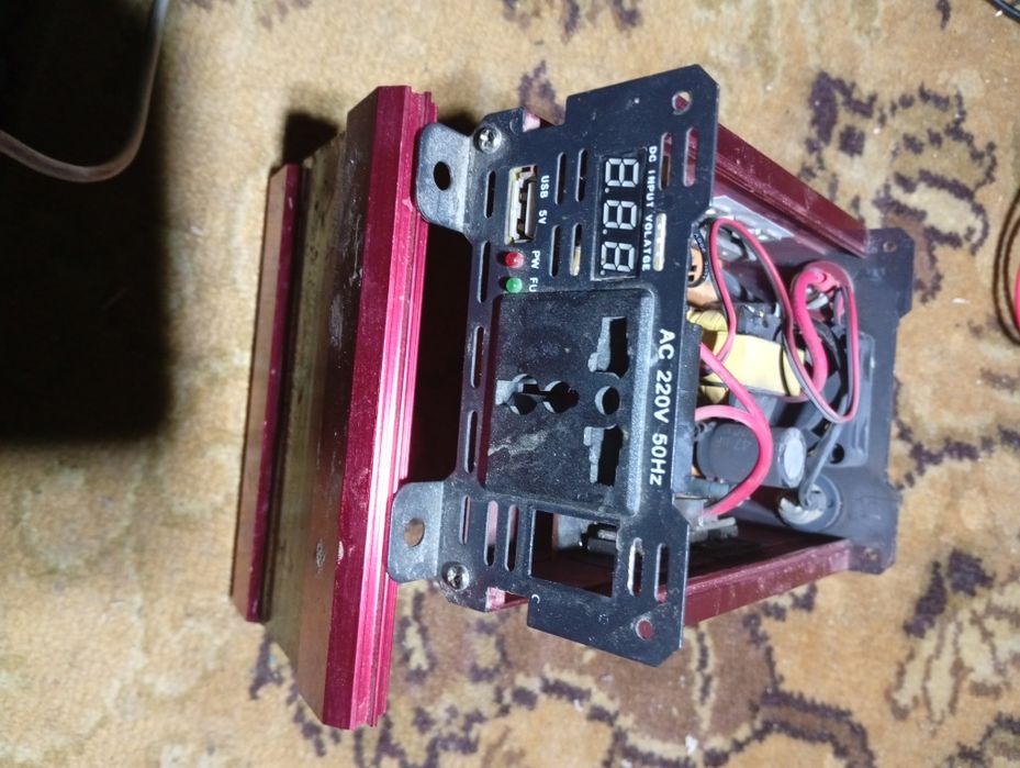 инвертор 12-220v
