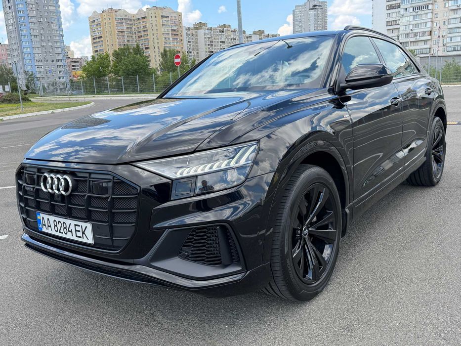 Audi Q8 55TFSi Official