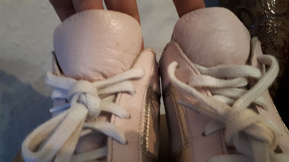 Arturo Vicci  skórzane sneakersy damskie 39