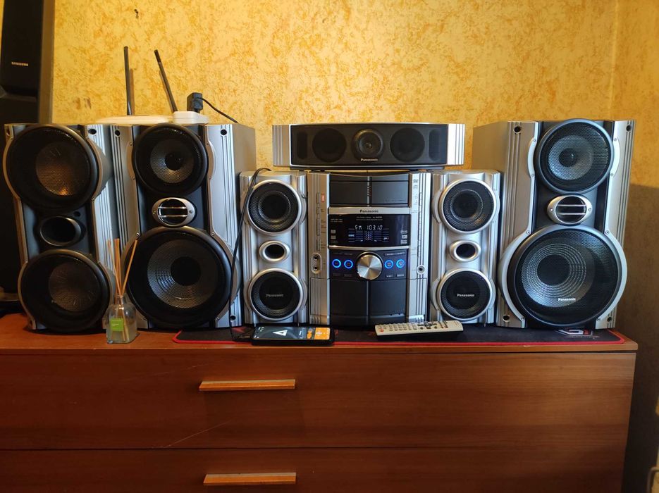 Мощный музыкальный центр Panasonic SA-VK825D