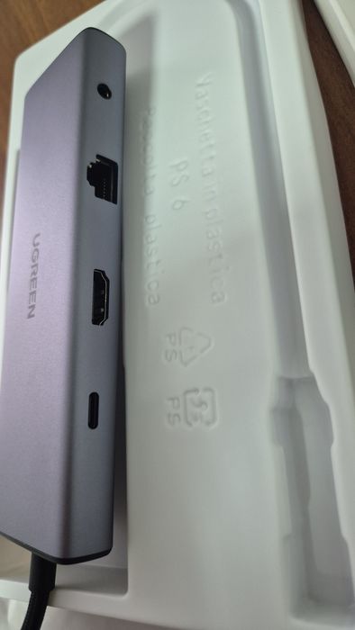 USB-хаб UGREEN 10 в 1