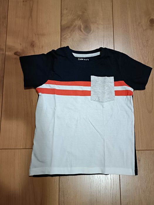 Conjunto: camisa + 2 T-shirts 4/5 anos