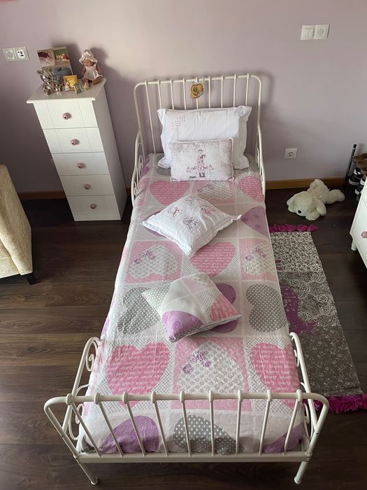 Cama criança ferro extensível, nova, dos 3 aos 13 anos
